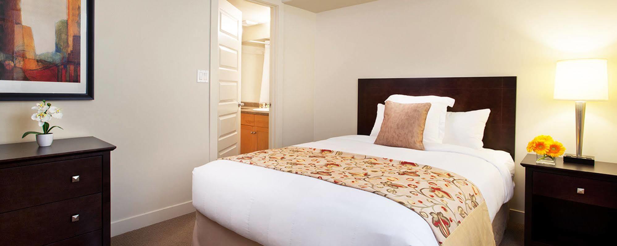 Clearwater Residence Hotel Timberlea Fort Mcmurray Exterior photo
